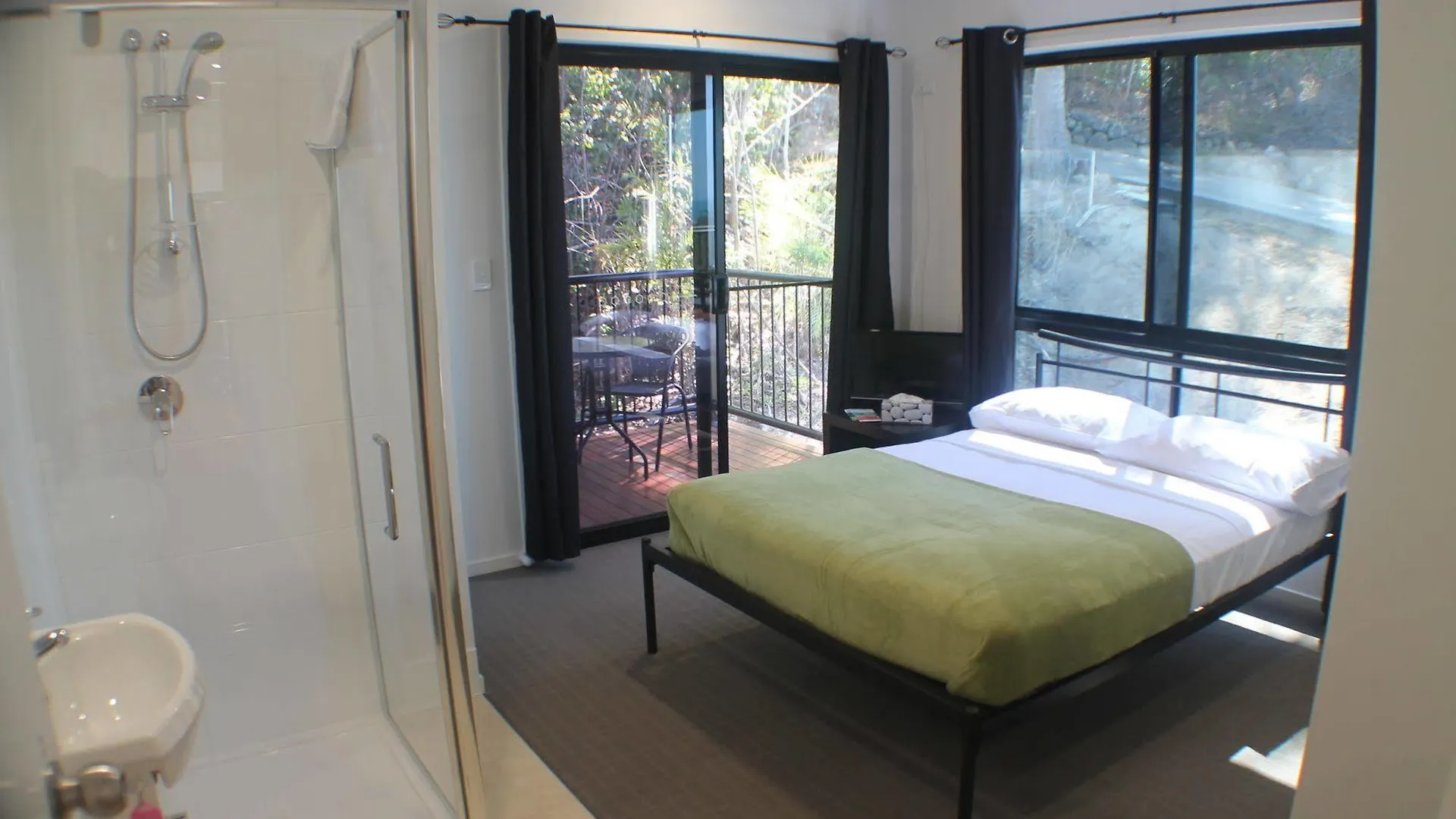 Whitsundays Rainforest Retreat Cannonvale