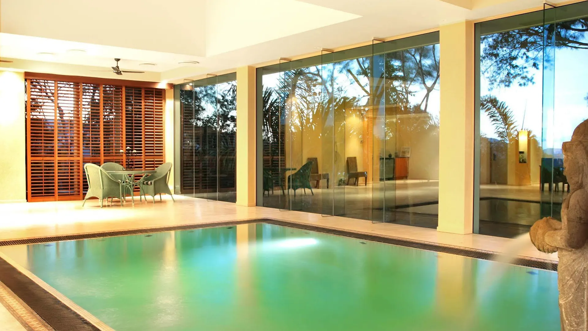 Whitsundays Rainforest Retreat Cannonvale Hotel